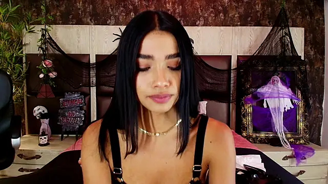 Snapshot of Bella_Smiith_ chatting on 11.01.25 Bella Smiith online show from 11.01.25