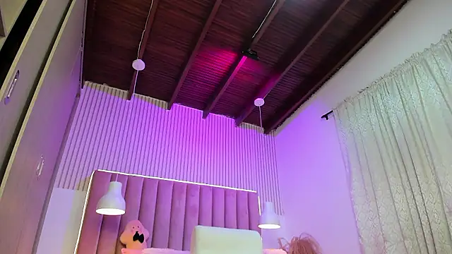 ScarlettDreamss7 online show from 05.13.26
