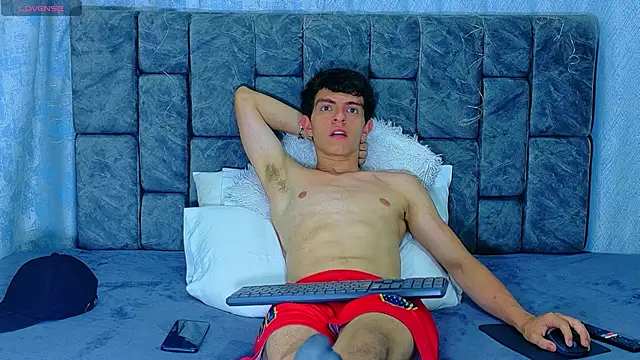 Ricardo fernandez69 online show from 05.19.26