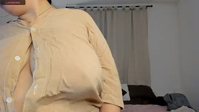 brithany olson25 online show from 10.29.25