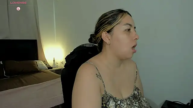 brithany olson25 online show from 03.18.26