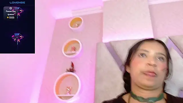 Snapshot of Sophia_waalker__1 chatting on 03.08.25 Sophia waalker 1 online show from 03.08.25