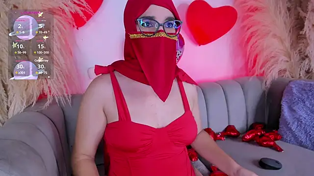 Snapshot of Ayha_khalaf chatting on 02.15.25 Ayha khalaf online show from 02.15.25