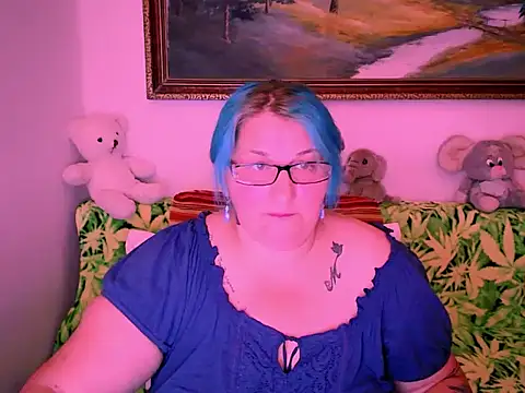 Snapshot of mayamayx chatting on 10.12.25 mayamayx online show from 10.12.25