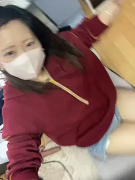 Snapshot of ran_xx_x chatting on 02.25.25 ran xx x online show from 02.25.25