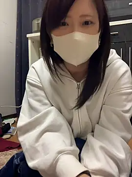 Snapshot of ran_xx_x chatting on 03.04.25 ran xx x online show from 03.04.25