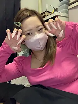 Snapshot of ran_xx_x chatting on 09.27.25 ran xx x online show from 09.27.25