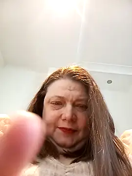 HotHornyEmmaX online show from 04.19.26