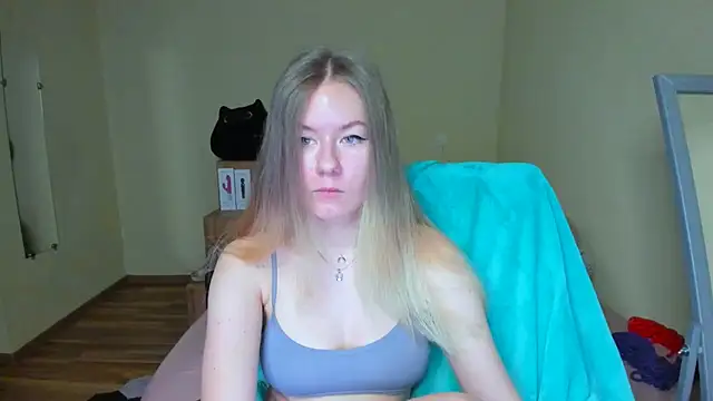 EmilyPaw online show from 02.21.25