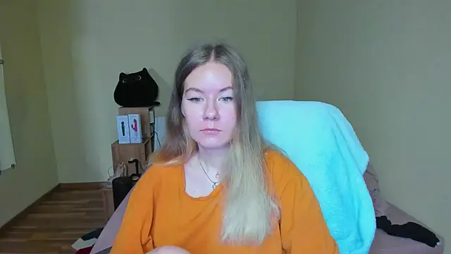 EmilyPaw online show from 03.13.25