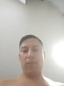 LuisMex1998 online show from 02.14.26