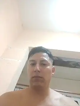 LuisMex1998 online show from 02.26.26