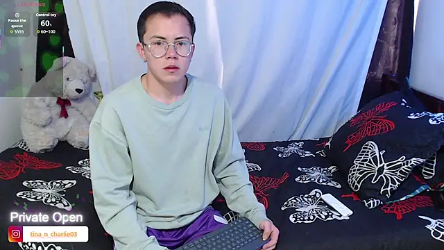 Snapshot of Tina_4_Charlie chatting on 09.20.25 Tina 4 Charlie online show from 09.20.25