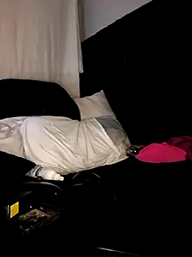 Amandabrown60 online show from 03.20.25