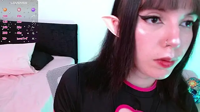 Diana P23 online show from 01.25.25