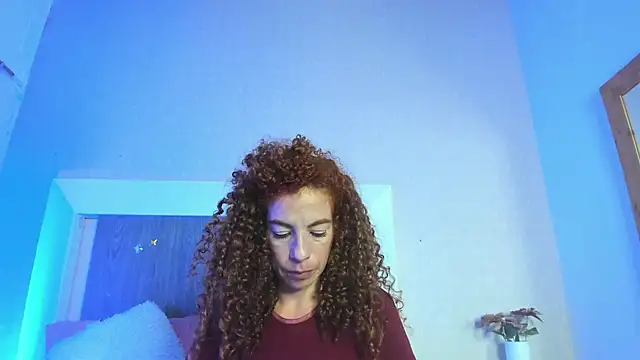 Snapshot of Bryna_ chatting on 02.02.25 Bryna online show from 02.02.25