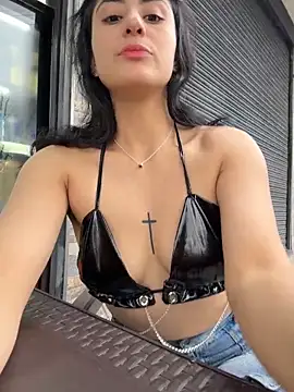 fiorella paris online show from 03.18.26