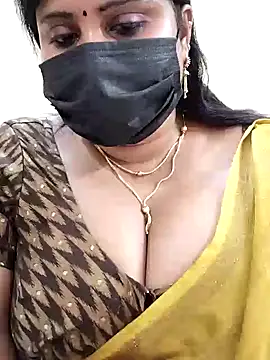 Queenflowerr online show from 01.30.25