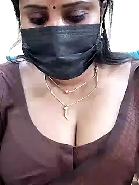 Queenflowerr online show from 02.11.25