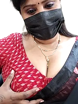 Queenflowerr online show from 03.06.25