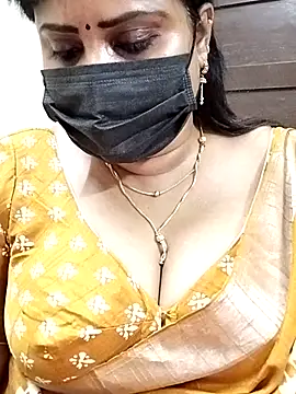 Queenflowerr online show from 03.11.25