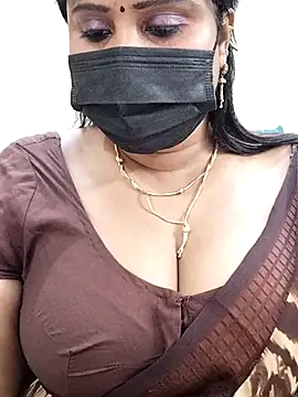 Queenflowerr online show from 03.16.25