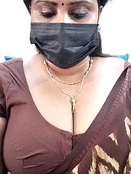 Queenflowerr online show from 03.21.25