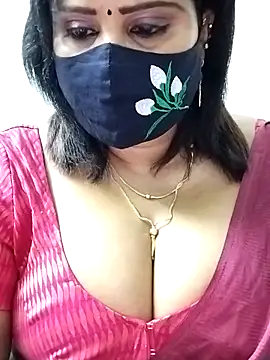 Queenflowerr online show from 09.09.25