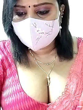 Queenflowerr online show from 09.11.25