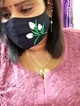 Queenflowerr online show from 09.26.25