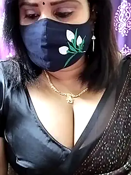 Queenflowerr online show from 09.28.25