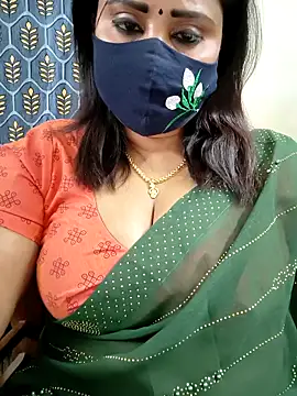 Queenflowerr online show from 04.19.26