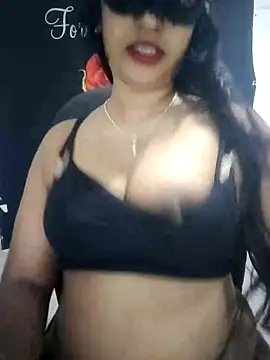 Snapshot of Sexy-Monikaa chatting on 03.02.25 Sexy-Monikaa online show from 03.02.25