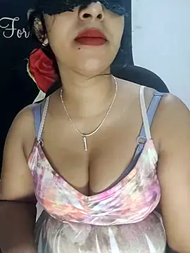 Snapshot of Sexy-Monikaa chatting on 03.10.25 Sexy-Monikaa online show from 03.10.25