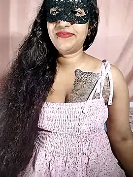 Snapshot of Sexy-Monikaa chatting on 09.22.25 Sexy-Monikaa online show from 09.22.25