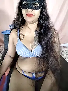 Snapshot of Sexy-Monikaa chatting on 10.05.25 Sexy-Monikaa online show from 10.05.25