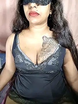 Snapshot of Sexy-Monikaa chatting on 10.22.25 Sexy-Monikaa online show from 10.22.25
