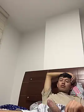 Snapshot of sebaxx8_ chatting on 02.28.25 sebaxx8 online show from 02.28.25