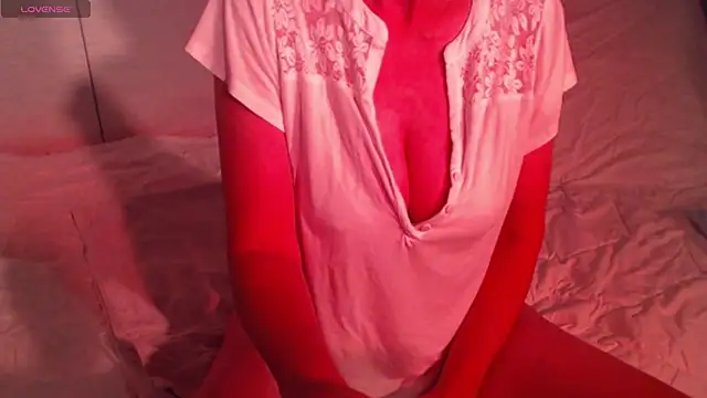 sweetchani666 online show from 10.12.25