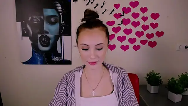 Nikonara Love online show from 01.22.25