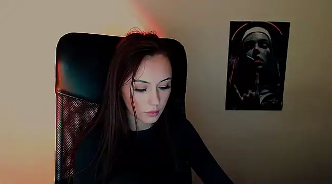 Nikonara Love online show from 03.06.25