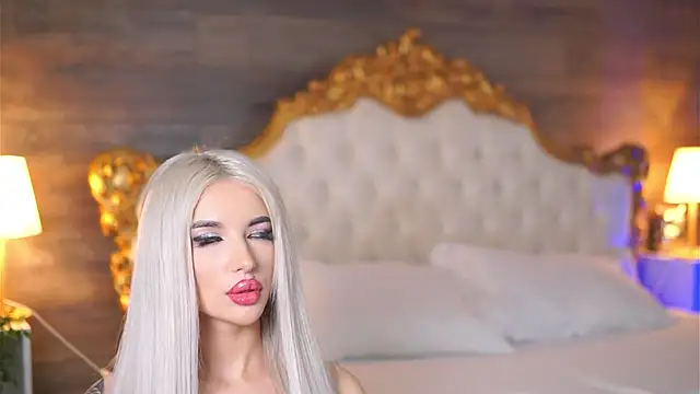 Juicy Jessye online show from 02.25.25