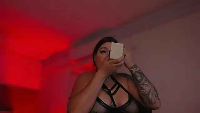 bonnieAn online show from 11.15.25