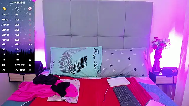 scarlet hit online show from 11.29.25