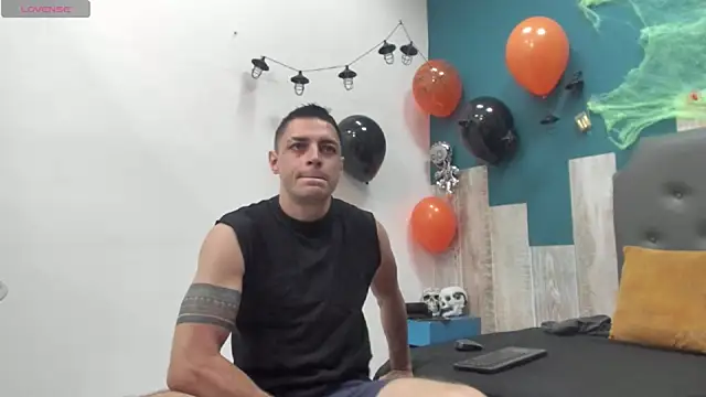 Frank Millers online show from 10.22.25