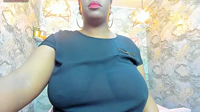 nefertiti ebony online show from 04.11.26