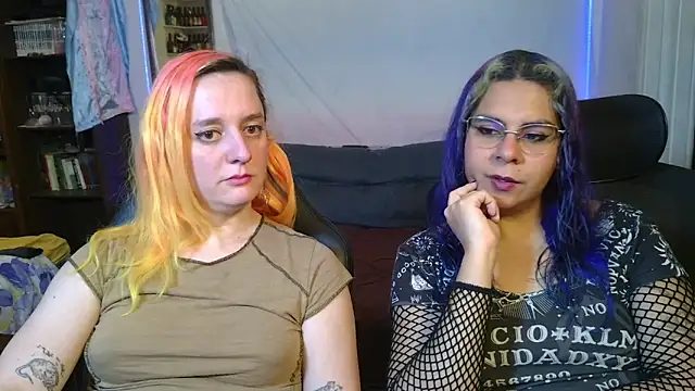 Snapshot of Evelan420 chatting on 02.19.26 Evelan420 online show from 02.19.26