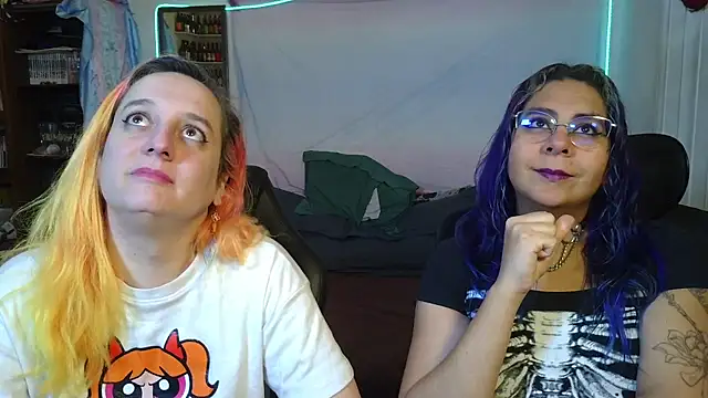 Snapshot of Evelan420 chatting on 02.24.26 Evelan420 online show from 02.24.26