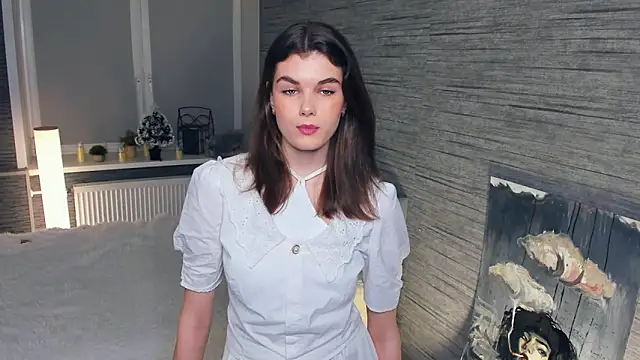 Snapshot of FloraDobb chatting on 01.29.25 FloraDobb online show from 01.29.25