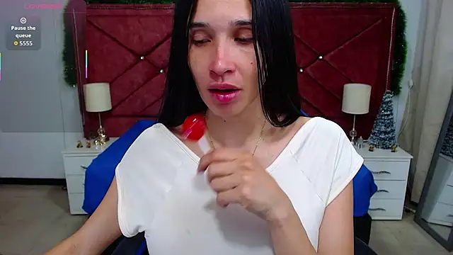 victoria adams07 online show from 12.15.25